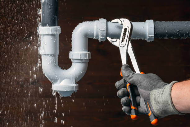 Professional Emergency Plumber technician working in Manson, NC
